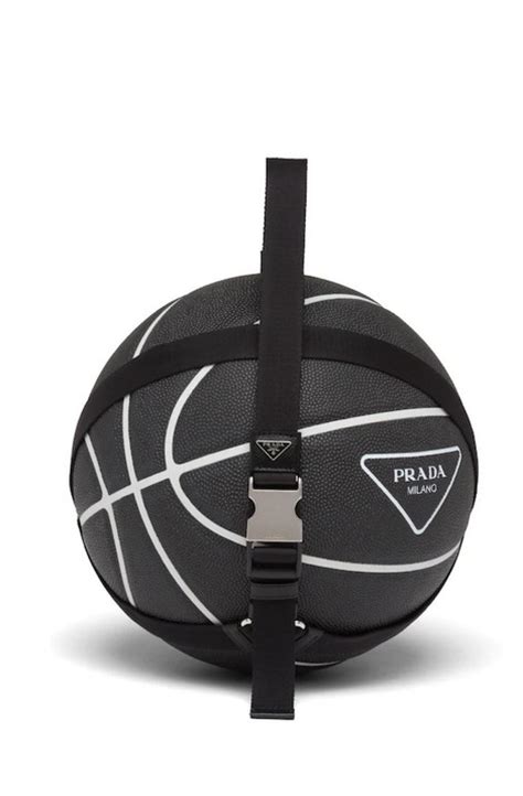 pallone da basket prada|Palla Da Basket Nero .